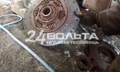 Замена сцепления MAN TGX Замена сцепления Ман ТГХ